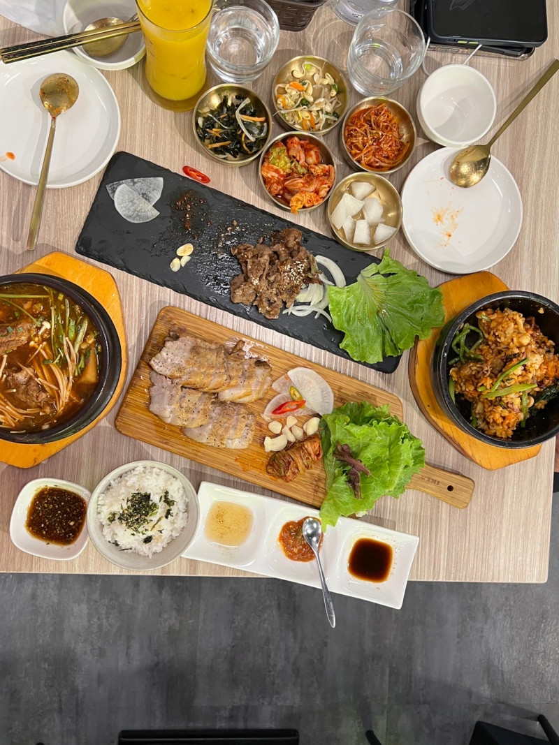 梨谷韓式鐵板炭火烤肉